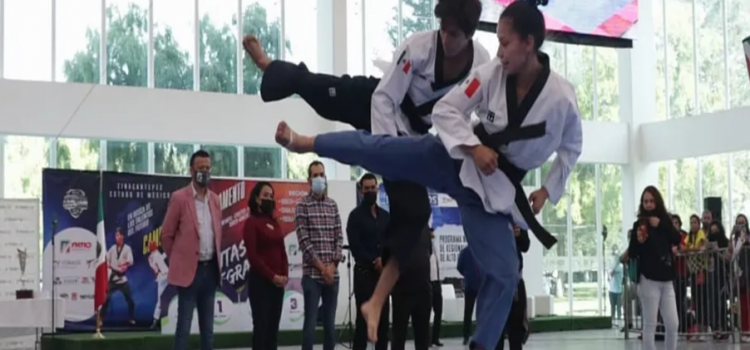 Taekwondo contó con más de 3,000 participantes en Edomex