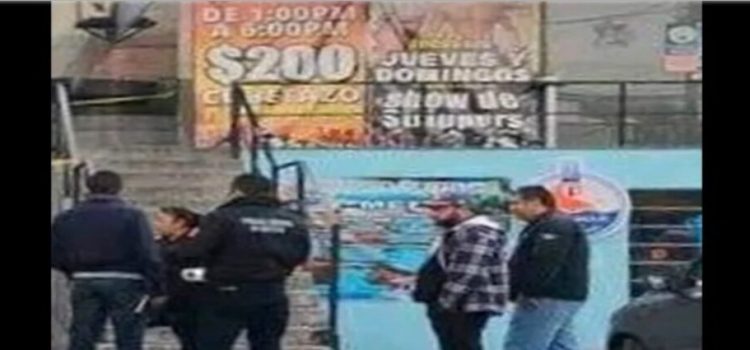 Disparan contra 2 jóvenes afuera de un bar en Naucalpan