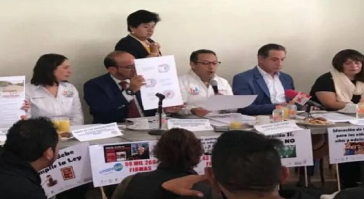 Unión de Padres de Familia Edomex pide la suspensión definitiva contra libros de texto