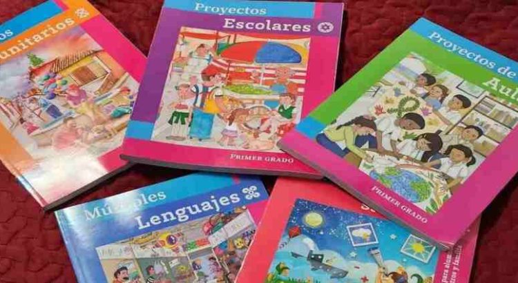 Escuelas inician distribución de los nuevos libros de texto en el Edomex