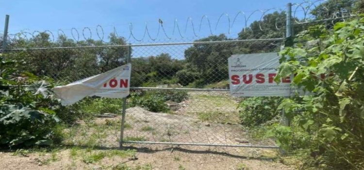 Área verde de “La Huerta” en Naucalpan mantiene sellos de suspensión