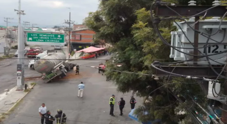 Desalojan a 2,000 personas por riesgo de explosión en Naucalpan