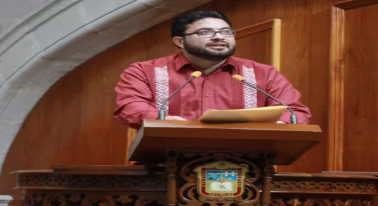 Isaac Montoya encabeza encuestas a la presidencia municipal de Naucalpan
