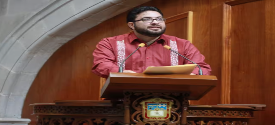 Isaac Montoya encabeza encuestas a la presidencia municipal de Naucalpan