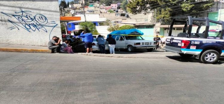 Victiman a comerciante a bordo de su camioneta en Naucalpan