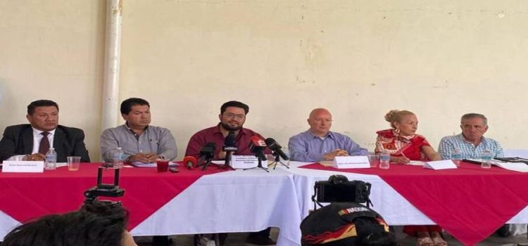 Isaac Montoya propone aumentos salariales para policías de Naucalpan