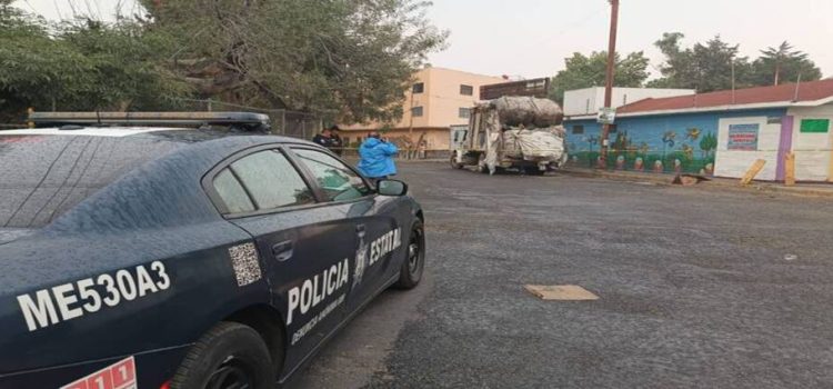 Trabajador de limpia murió al caer de un camión en Naucalpan