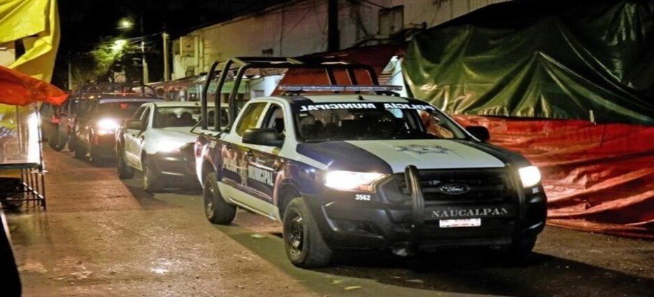 Pobladores acusan que sufren robos de policías en Naucalpan