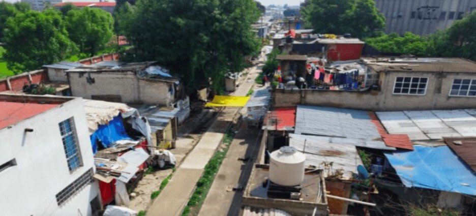 Incluirán a familias afectadas por Tren Ligero en Plan Nacional de Vivienda