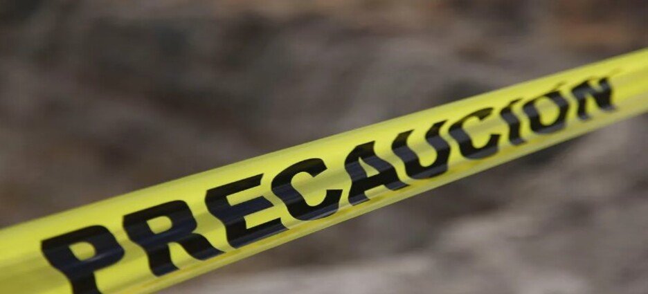 Jóvenes fallecen tras chocar contra una micro en Naucalpan