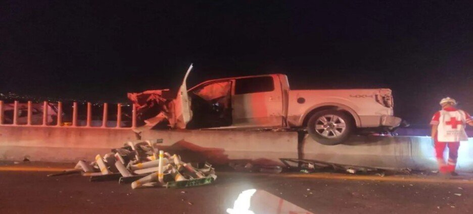 Menor de edad pierde la vida durante choque múltiple en la autopista Toluca-Naucalpan