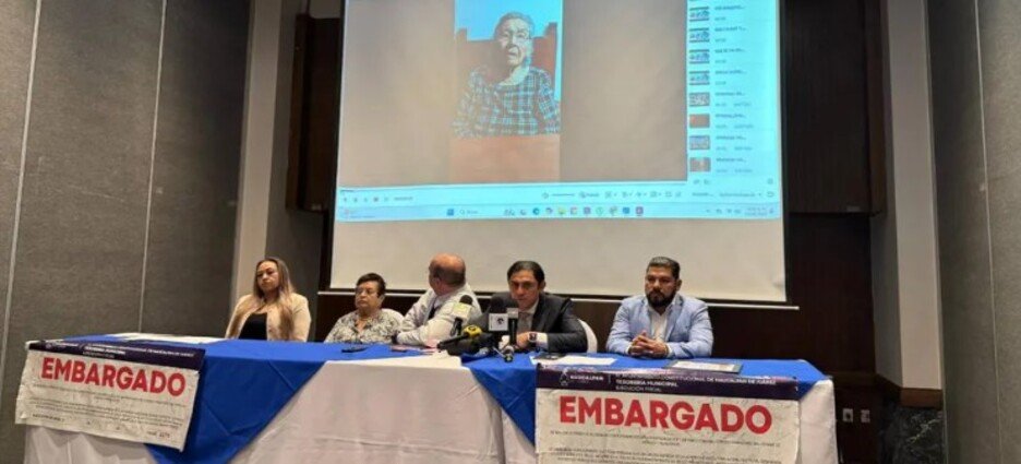 Adulta mayor logra recuperar su casa de la que fue despojada en Naucalpan