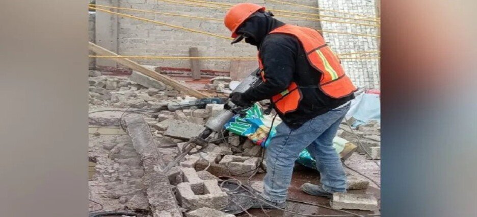 Brindan apoyos a familias que vivían en edificio en riesgo por colapso en Naucalpan