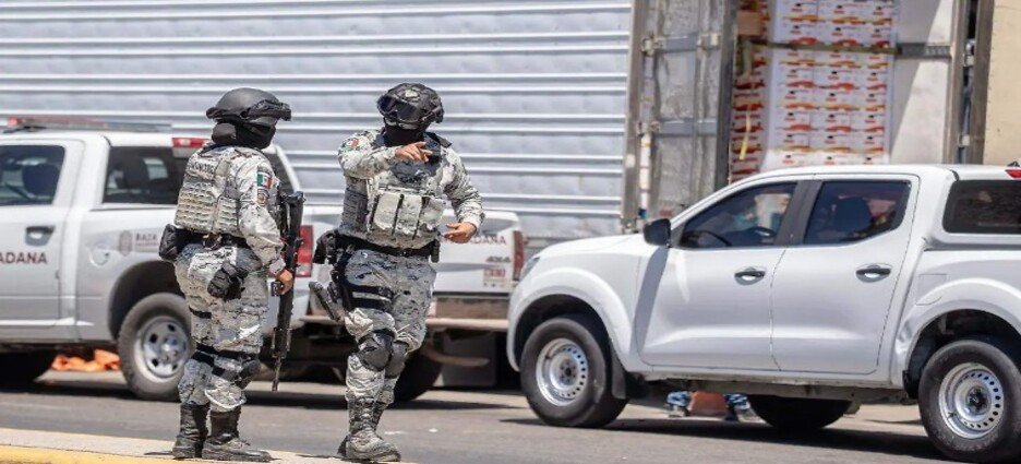 Abaten a ladrón y detienen a otro tras balacera y persecución en Naucalpan