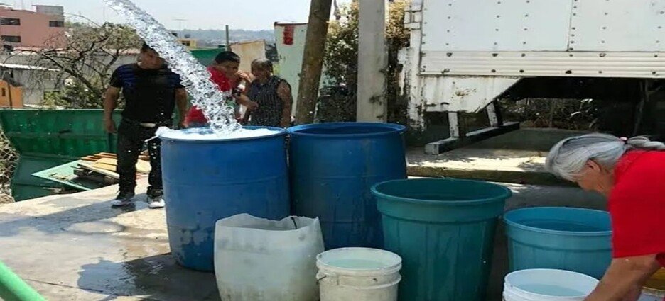 Apoyan a familias para enfrentar falta de agua en Naucalpan