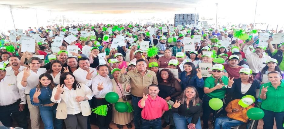 Entregan terrenos como parte del programa "Tu Casa, Tu Apoyo" en Naucalpan