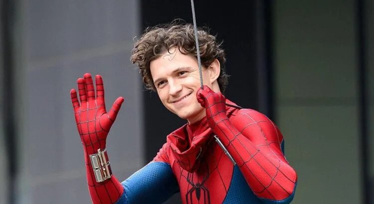 Tom Holland sufre conmoción cerebral durante el rodaje de Spider-Man Tom Holland sufre conmoción cerebral durante el rodaje de Spider-Man