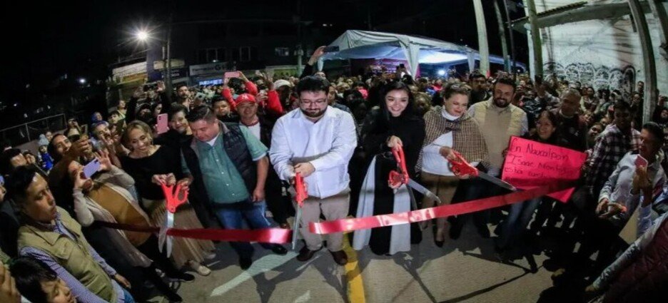 Entregan rehabilitación completa de avenida Minas Palacio en Naucalpan
