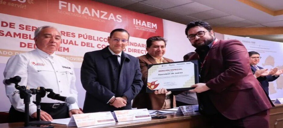 Gobierno de Naucalpan recibe mención especial por el manejo adecuado de las finanzas públicas