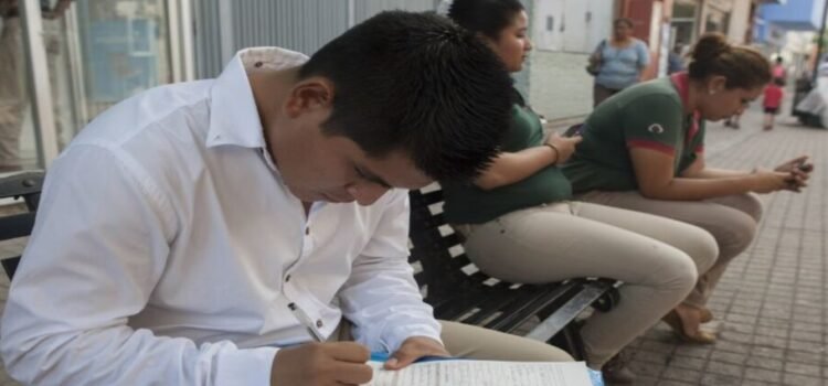 Aprueban reformas para reconocer prácticas y servicio social como experiencia laboral en Edomex