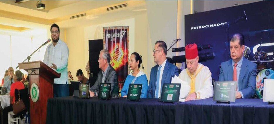 Buscan crear clúster farmacéutico con centro en Naucalpan