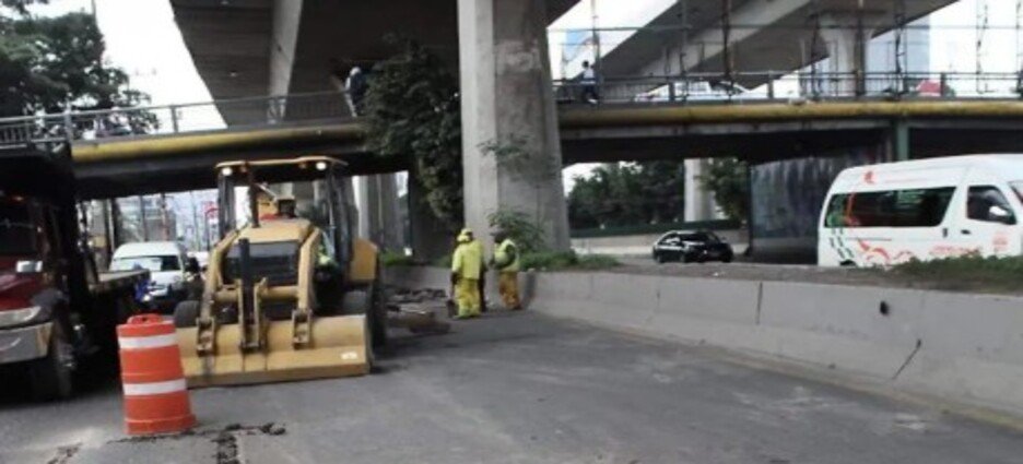 Sigue la rehabilitación con concreto hidráulico en la lateral de Periférico Norte, Naucalpan