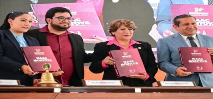 Alcalde Isaac Montoya rinde su primer informe de gobierno en Naucalpan