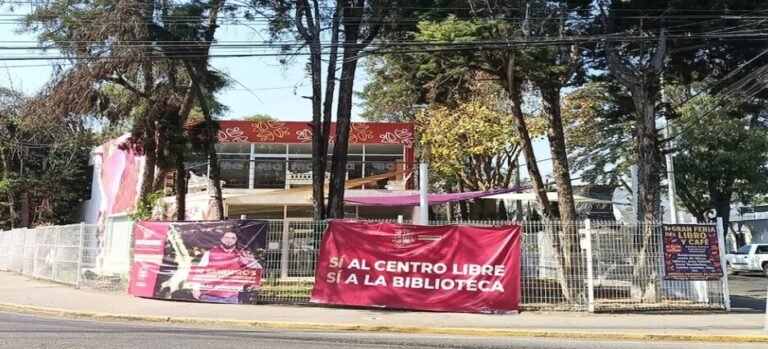 Inicia operaciones Centro para Mujeres sobre una Biblioteca en Naucalpan