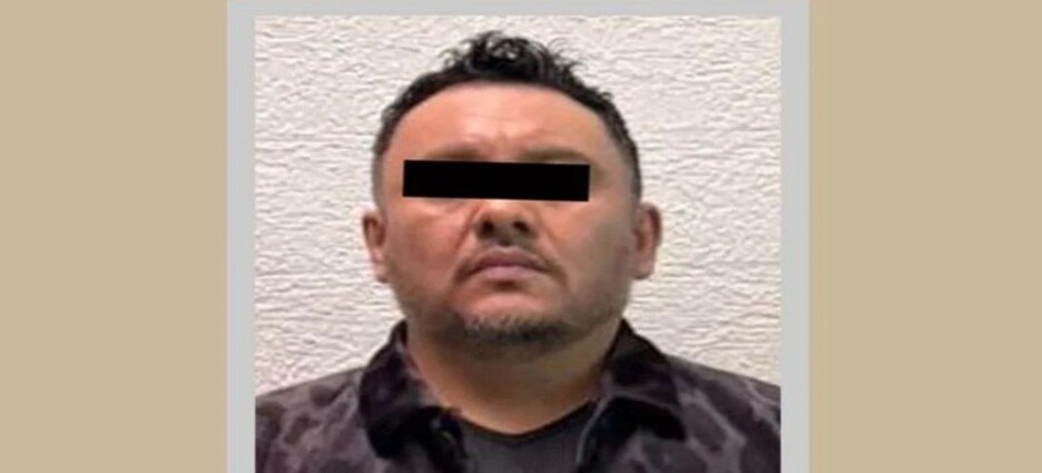 Detienen a hombre con camioneta blindada y dinero en efectivo sin comprobar en Naucalpan