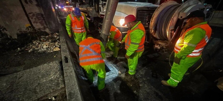 Lluvias provocan de nuevo encharcamientos en Naucalpan