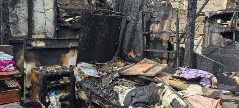 Familia pierde todos sus bienes tras incendio en San Francisco Chimalpa, Naucalpan