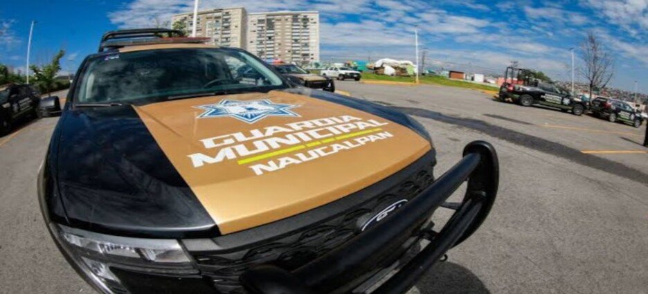 Guardia Municipal de Naucalpan recupera camioneta robada