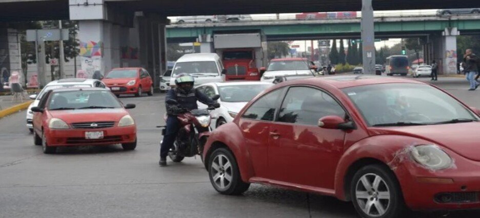 Desmantelan 15 bandas de roba autos en Naucalpan